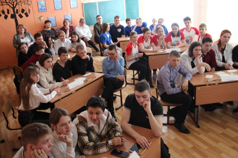 В Коченевском районе сотрудники полиции приняли участие в проведении  интеллектуально-профилактическая игры для подростков